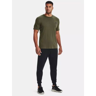 5. Under Armour T-shirt M 1326799-390