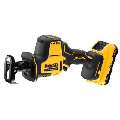6. Reciprocating saw 18V DCS369NT-XJ DEWALT