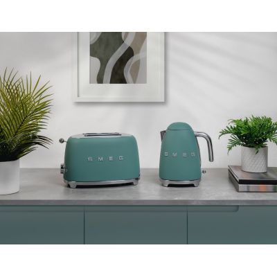 15. Smeg Wasserkocher 50s Style Emerald Green Kettle