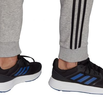 6. adidas Essentials Fleece M GK8824 Pants