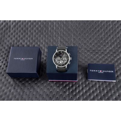 5. Tommy Hilfiger Legend Men's Watch 1710565 + BOX