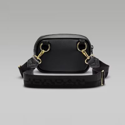 3. Air Jordan Monarch Camera Bag 1L Black - WA9164-G0T