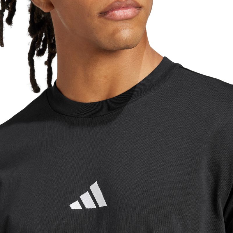 10. adidas Essentials Small Logo Single M JE9024 T-shirt