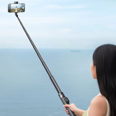 12. Selfie stick Wozinsky WRZP1 with automatically extendable legs, tripod function, 1.7m - black
