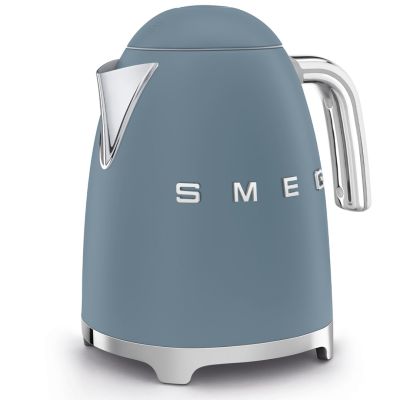 3. SMEG KLF03SBMEU Electric Kettle