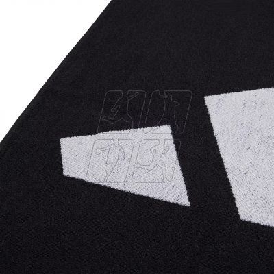 3. Adidas 3bar L towel IU1289
