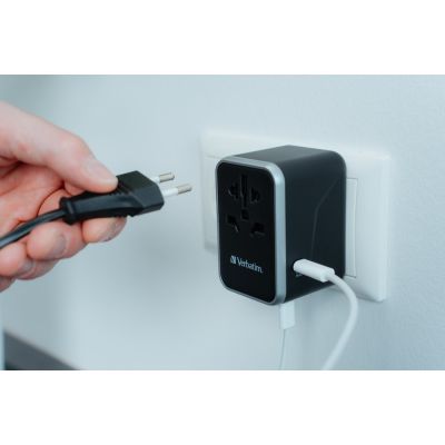 5. Verbatim 49546 Portable Charger