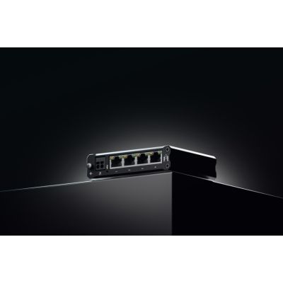 2. Teltonika TSW304 Gigabit Ethernet (10/100/1000) Network Links PoE Support Black