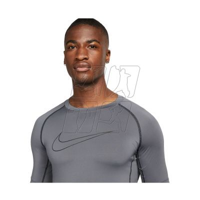 3. Nike Pro Dri-FIT Top M DD1992-068 Tee