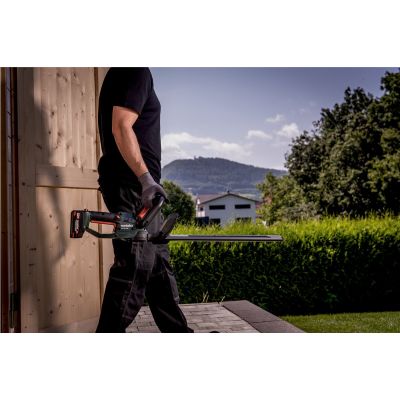 10. Metabo HS 18 LTX 65 Double Blade 2.3 kg