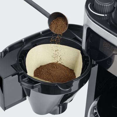 2. Coffee machine with grinder KA 4813 SEVERIN