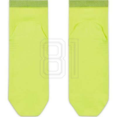 6. Nike Spark Lightweight DA3588-702-14 socks