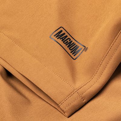 13. Magnum Revolin 1/2 M Shorts