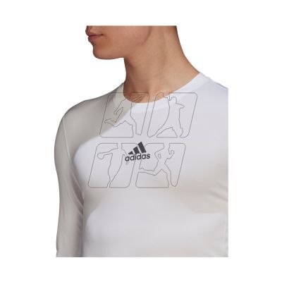 4. T-shirt adidas TechFit Compression M GU7334