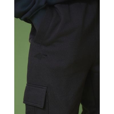 6. Boys' cargo sweatpants 4F 4FJRSS26TTROM1882-22S
