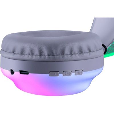 4. Defender Bluetooth Freemotion Over-Ear Headphones B651 63651