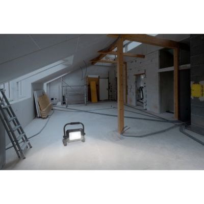 15. Ansmann FL30W COB-LED Work Light 3000lm 18V
