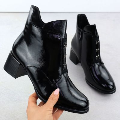 2. Black patent ankle boots for women with bows and block heel M.Daszyński 2481