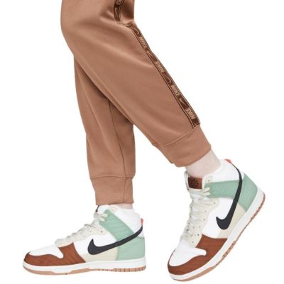 16. Nike Nsw PK Tape Reg W Pants DM4645 256