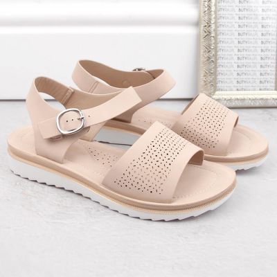 15. Sergio Leone W SK53N heeled and platform pumps beige