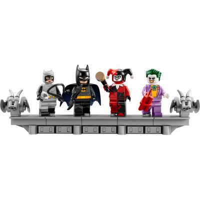 5. LEGO DC Super Heroes 76271 Batman: Gotham from The Animated Series