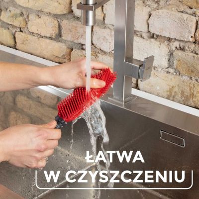 5. Vileda PET PRO electrostatic brush for fur and hair