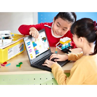 9. LEGO Education 45678 SPIKE Prime Set