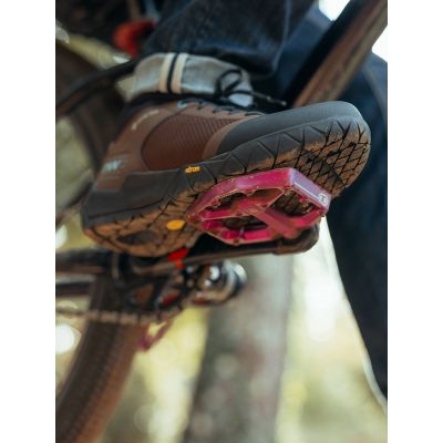 3. NORTHWAVE Multicross Mid Gtx Cycling Shoes Black