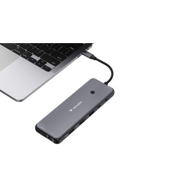 8. Verbatim CMH-13 USB-C Dock/Replicator (32153)