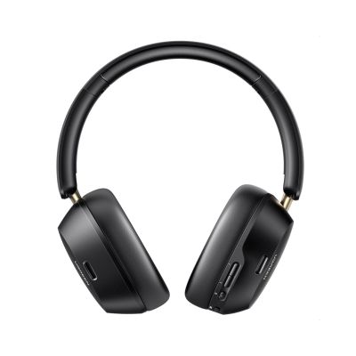 2. Ugreen Headphones Calls/Music/Sports/Everyday Black