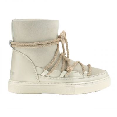 7. Inuikii Classic W 75202-005 Snow Boots