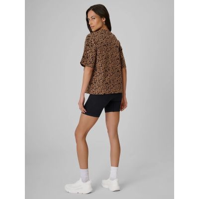 2. Women's ribbed knit short leggings 4F 4FRSS26TSTIF042-20S