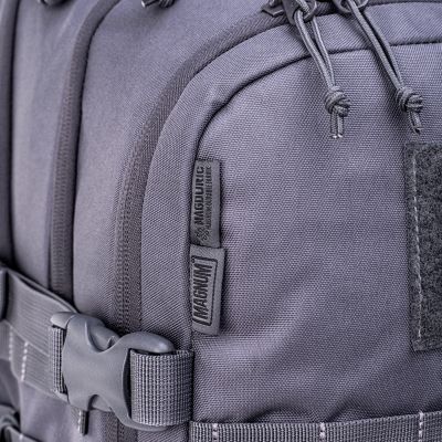 5. Magnum Urbantask 37 Backpack 92800540002