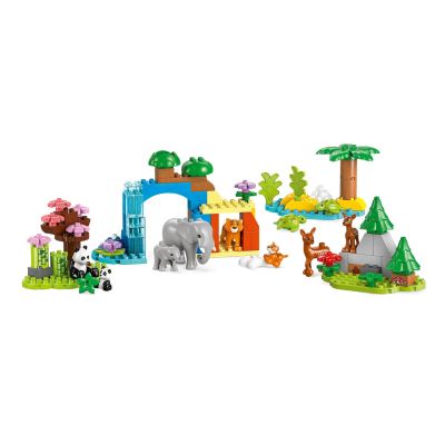 13. LEGO DUPLO TOWN 10446 Wild Animal Families 3in1
