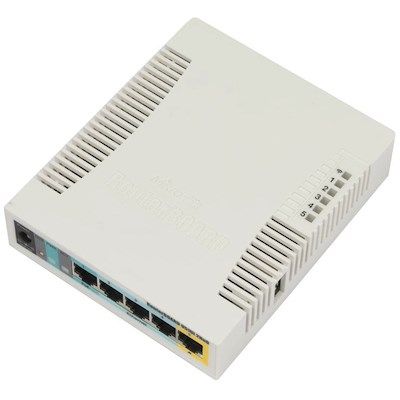 8. WiFi 4 router Mikrotik RB951Ui-2HnD 2.4GHz(2x2) 5p