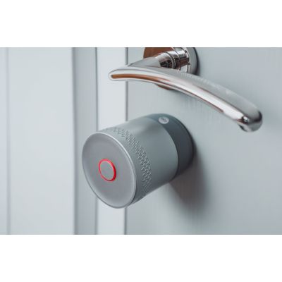 8. Yale Linus Smart Lock L2 Lite Silver Smart Door Lock