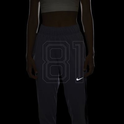 13. Nike Therma-FIT Essential Pants W DD6472-519