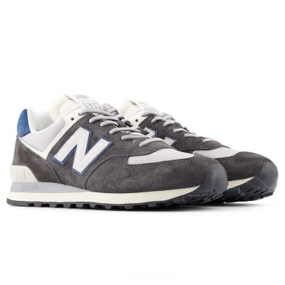 5. New Balance U574 lifestyle black unisex sneakers (U574NVE)