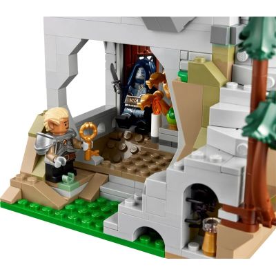 15. LEGO IDEAS 21348 Dungeons & Dragons: Tale of the Red Dragon