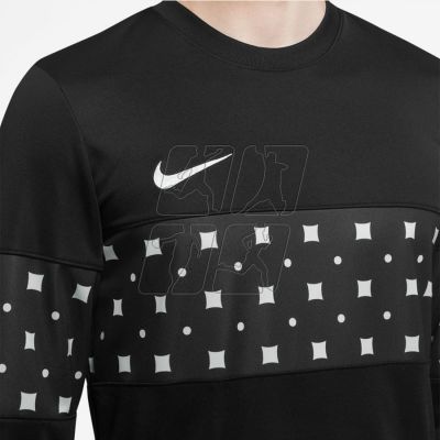 6. Sweatshirt Nike DF FC Libero Top Ls Gx M DQ8559 010