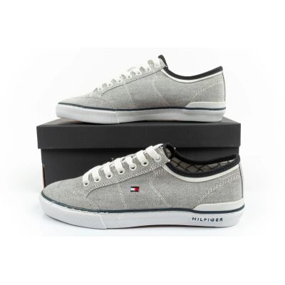 24. Tommy Hilfiger M FM0FM00401 shoes