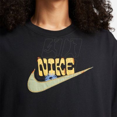 6. Nike Sportswear Sole Craft M DR7963 010 T-shirt