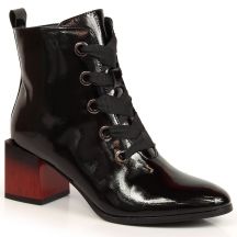 Insulated patent leather ankle boots with a decorative heel Potocki W WOL99