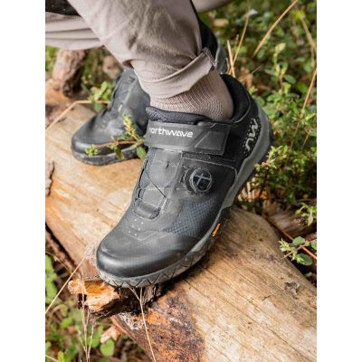 3. NORTHWAVE Overland Plus Cycling Shoes - Black