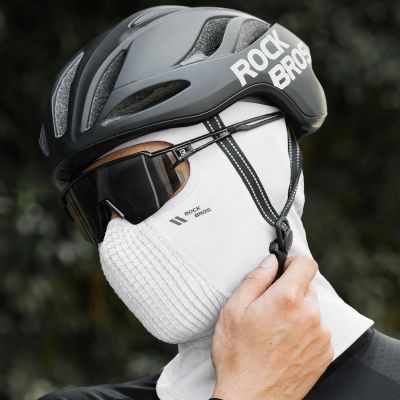 3. Rockbros LF25699 fleece cycling balaclava - white