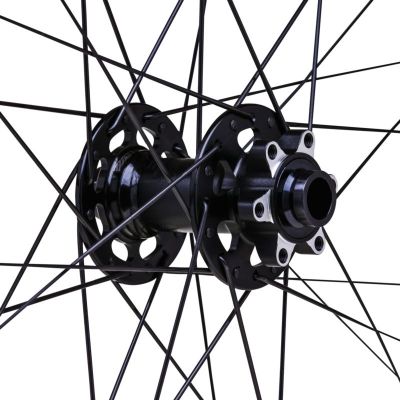 2. WTB PROTERRA i30x27.5'' wheel 100x15 32 6 bolts