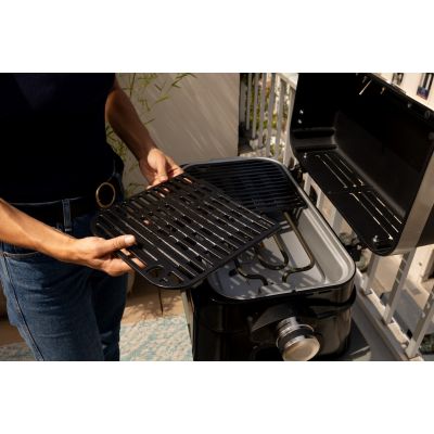 6. Campingaz Attitude 2GO Electric Grill Blade Electric Black