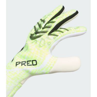 2. adidas Predator Pro JJ3532 Gloves