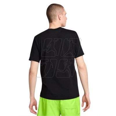 2. Nike Sportswear Tee M FV3745-010