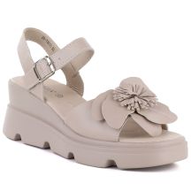 Women's beige leather wedge sandals Vinceza 26-79615